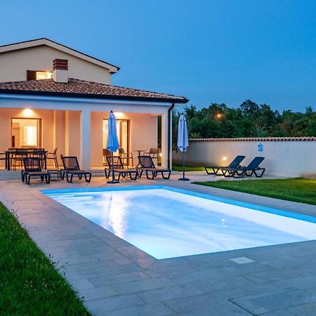 Holiday House Luca Poreč Eksteriør billede