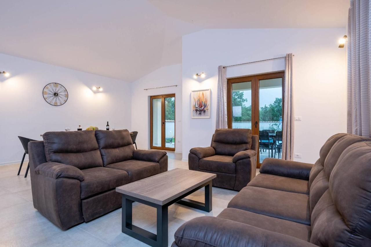 Holiday House Luca Poreč Eksteriør billede
