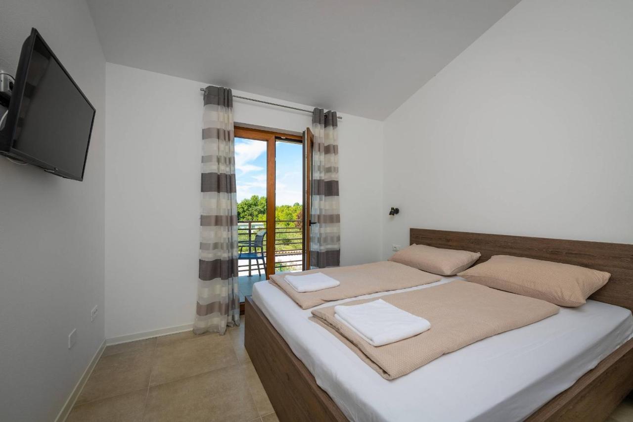 Holiday House Luca Poreč Eksteriør billede