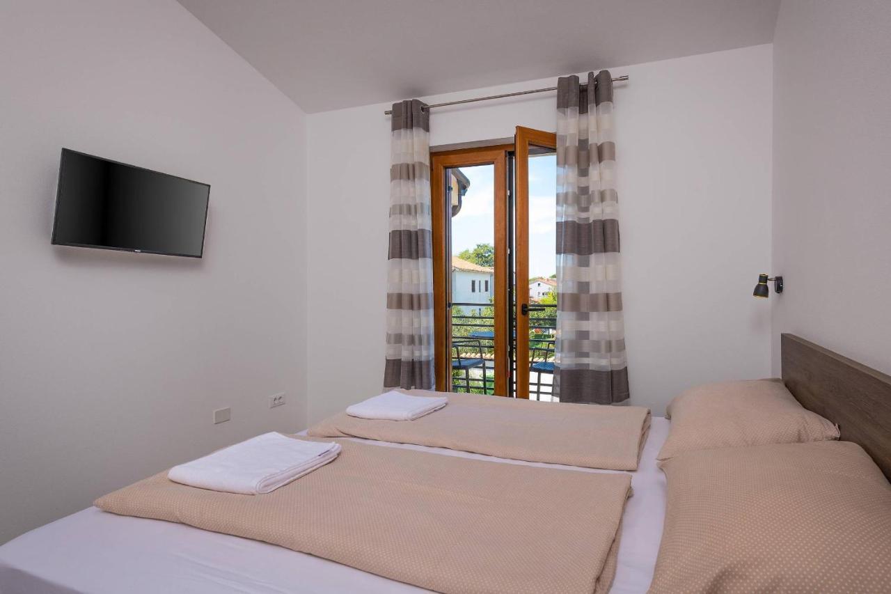 Holiday House Luca Poreč Eksteriør billede