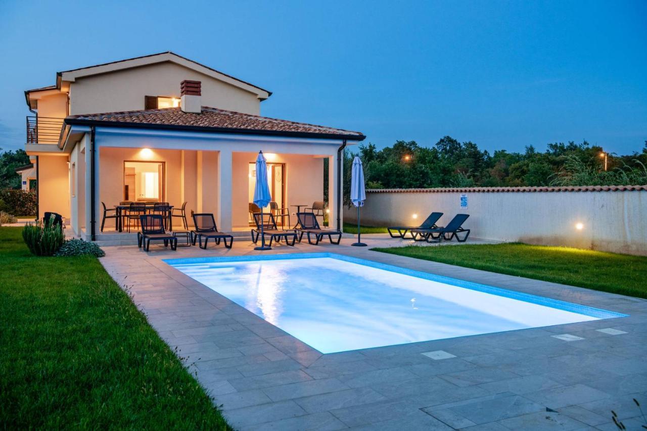 Holiday House Luca Poreč Eksteriør billede